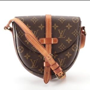 Louis Vuitton Chantilly PM Crossbody